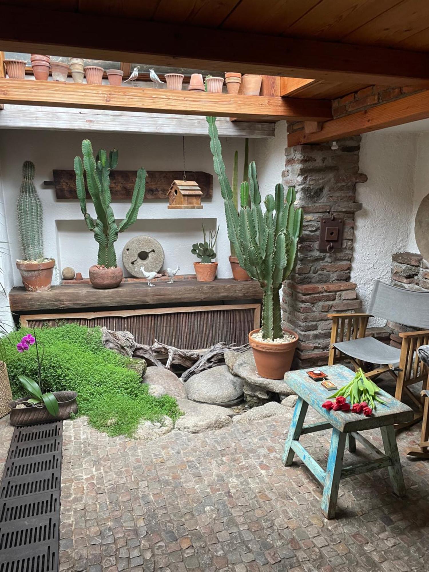 Romantik Hotel U Raka Прага Экстерьер фото