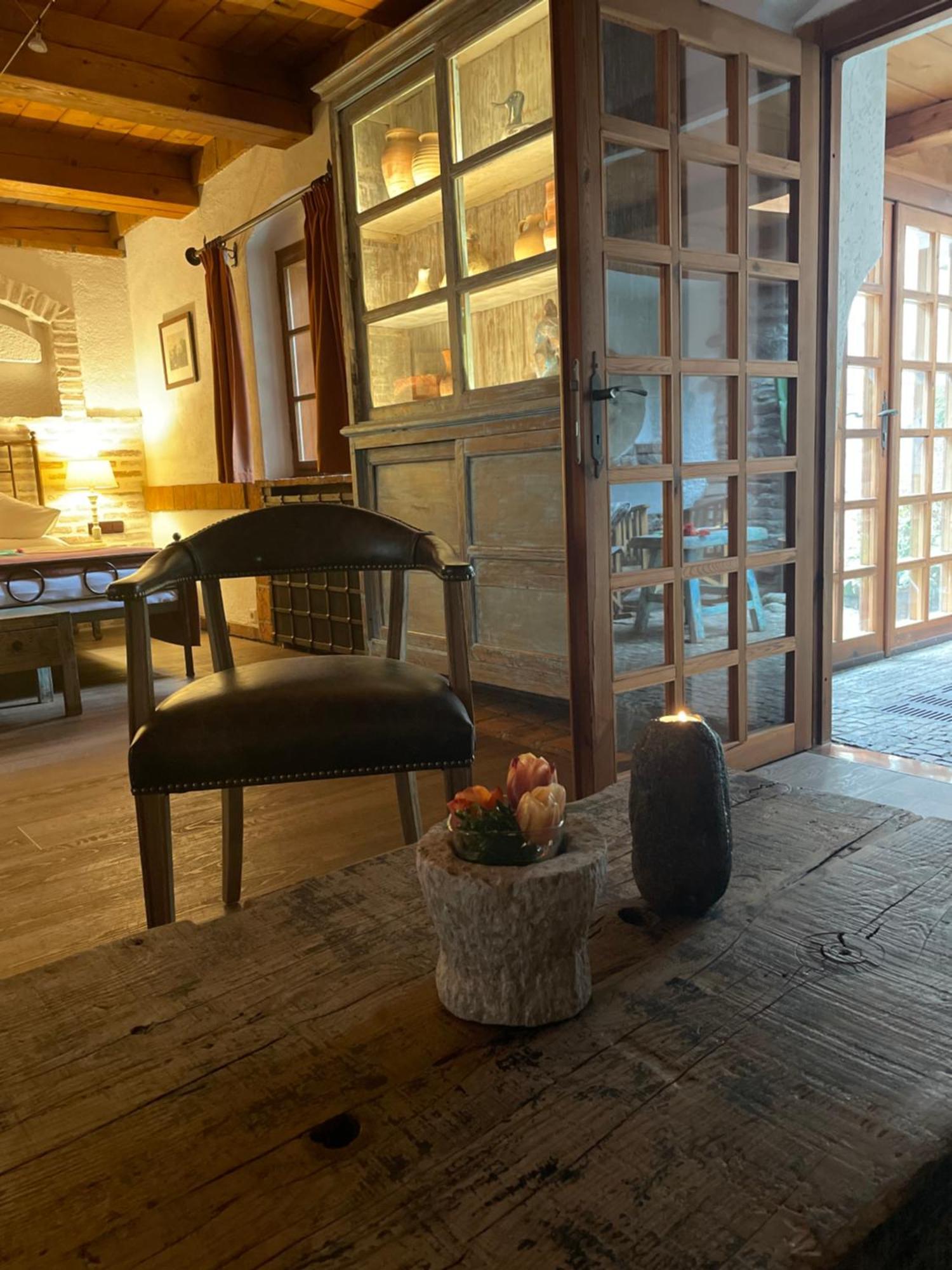 Romantik Hotel U Raka Прага Экстерьер фото