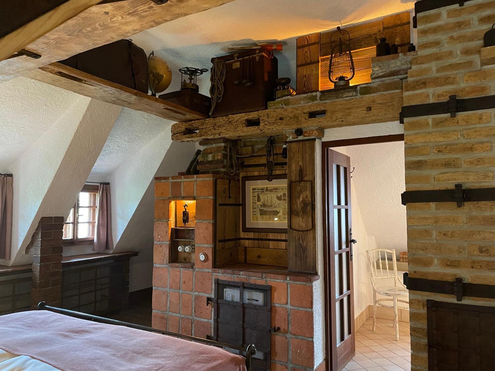 Romantik Hotel U Raka Прага Экстерьер фото
