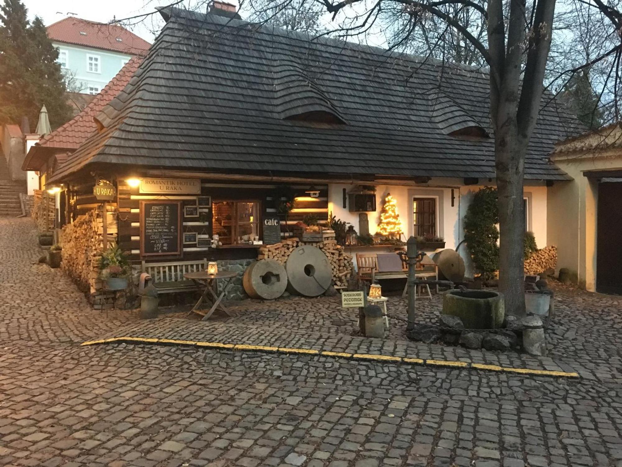 Romantik Hotel U Raka Прага Экстерьер фото