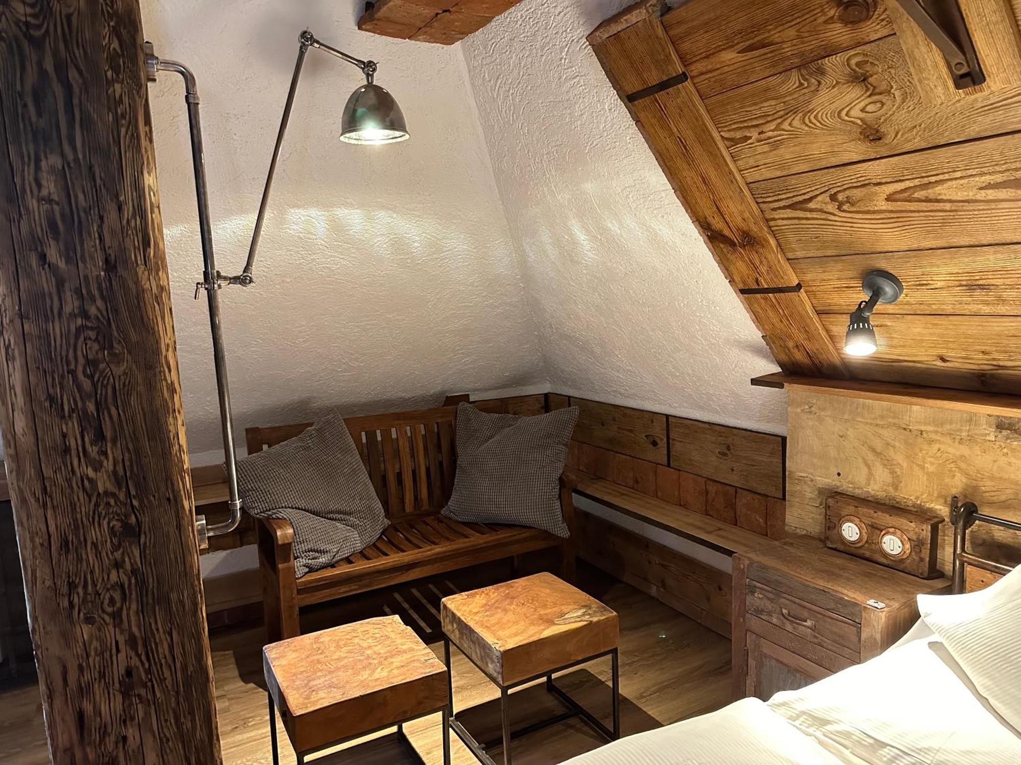 Romantik Hotel U Raka Прага Экстерьер фото